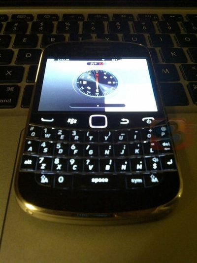 BlackBerry Bold Touch Dakota/Montana