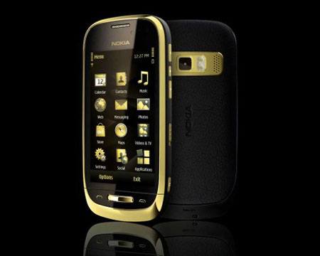 Nokia Oro, un nuevo y elegante móvil