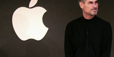 Steve Jobs renuncia a su puesto de director ejecutivo de Apple
