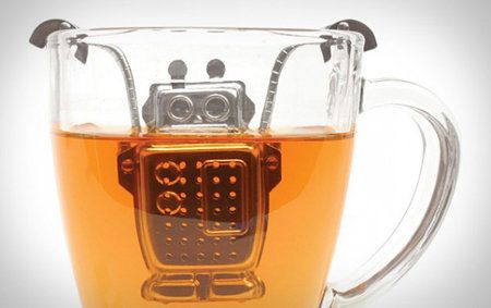 Este pequeño robot nos hace el té