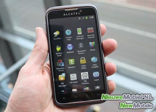 Alcatel One Touch 995, un nuevo smartphone que podría salir a la venta con Android 4.0