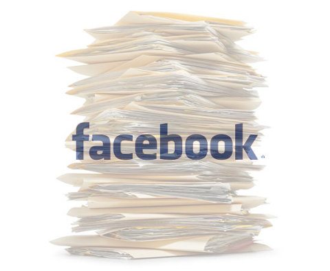 Facebook envía a un joven un disco con 1222 PDFs que contienen todo sobre su perfil