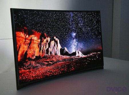Samsung presenta la primera OLED TV curva