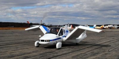 El auto Terrafugia completa su primer vuelo demostrativo
