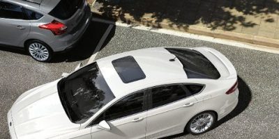 Ford presenta su sistema inteligente para estacionar autos
