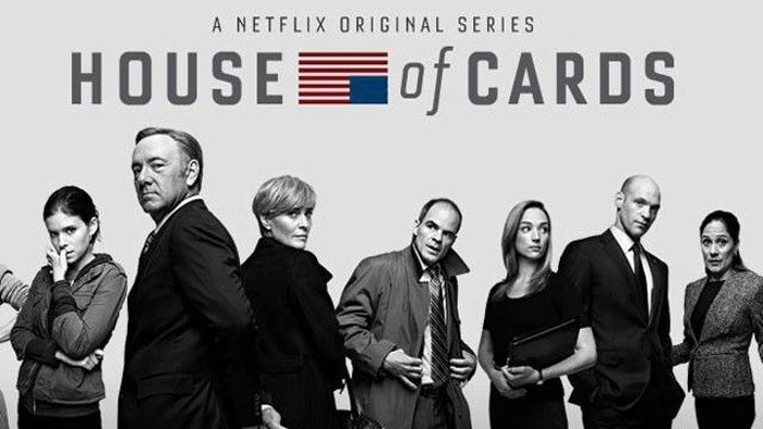 house of cards suspendida